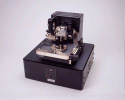 主動式減震Minus K Technology